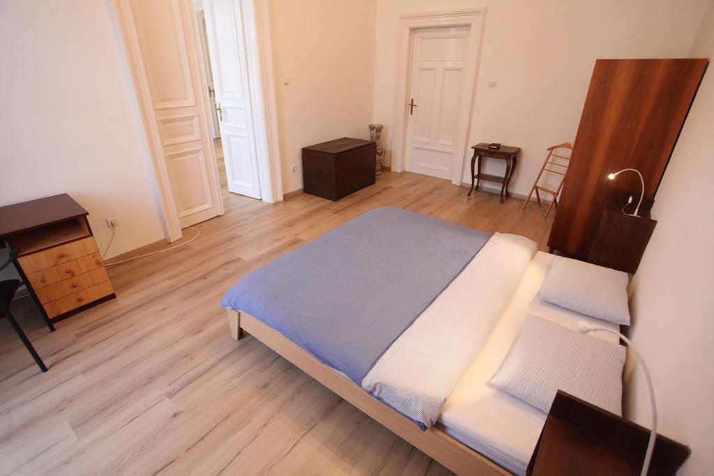 Sissy Apartment Budapeste Exterior foto