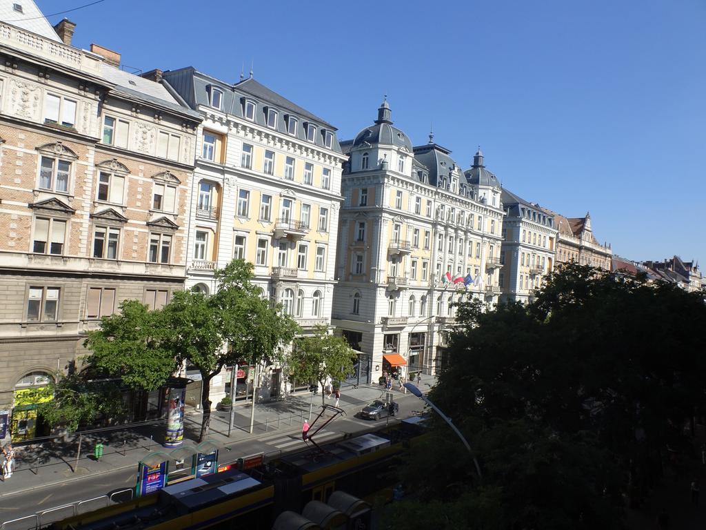 Sissy Apartment Budapeste Exterior foto